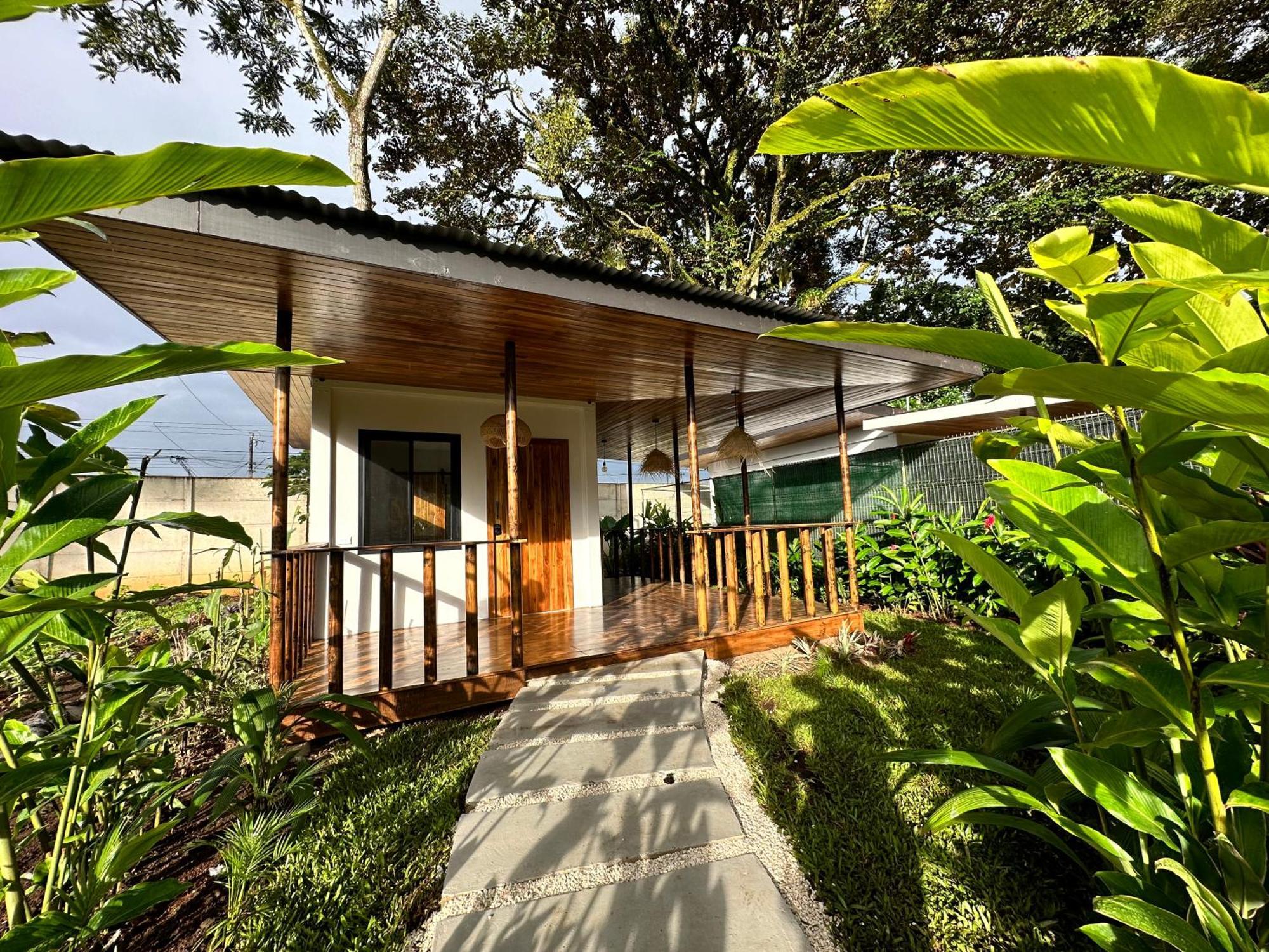 Almendros Eco-Villas La Fortuna Exteriör bild